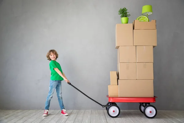 Child New Home Moving Day House Concept — Stock Photo, Image