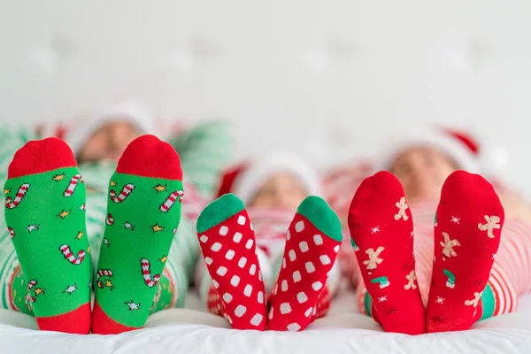 Happy family in Christmas eve — Stock Photo, Image