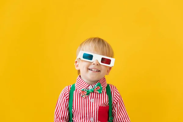 Niño feliz con gafas 3d — Foto de Stock