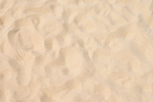 Yaz güneşinde güzel kumsal