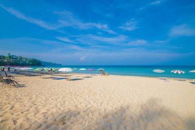 Güzel bir plaj manzara andaman phuket Tayland