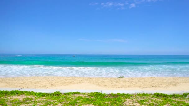 Hermosa Vista Naturaleza Playa Mar Verano Sol Phuket Tailandia Mayo — Vídeo de stock