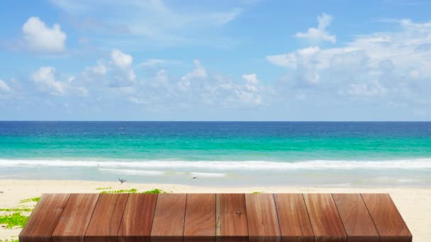 Textura Madera Mesa Aire Libre Sobre Fondo Mar Playa Uhd — Vídeo de stock