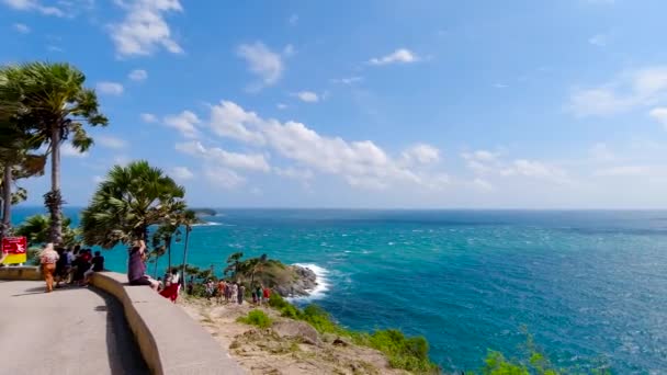 プーケットビーチの海 夏には太陽の光でビーチの海の景色 タイのプーケットで Uhd ビデオクリップ — ストック動画