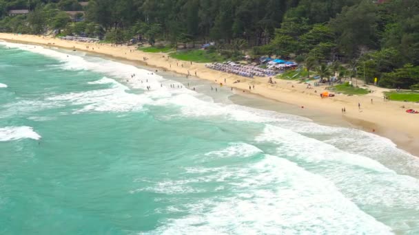 普吉海滩海 夏日阳光下海滩海的景观 在泰国普吉 Uhd Video Clip — 图库视频影像