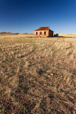 Burra küçük kasaba dışında ikonik Burra Homestead şimdi terk edilmiş, ancak hala turistler ve fotoğrafçılar için popüler bir hedef. Güney Avustralya, Avustralya.