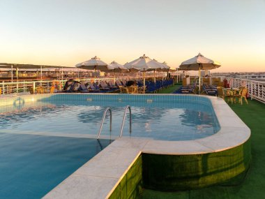 Mısır cruise gemi üst güverte görünümü sabah