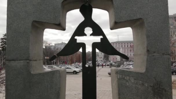 Holocaust-Mahnmal in Kiew 04 — Stockvideo
