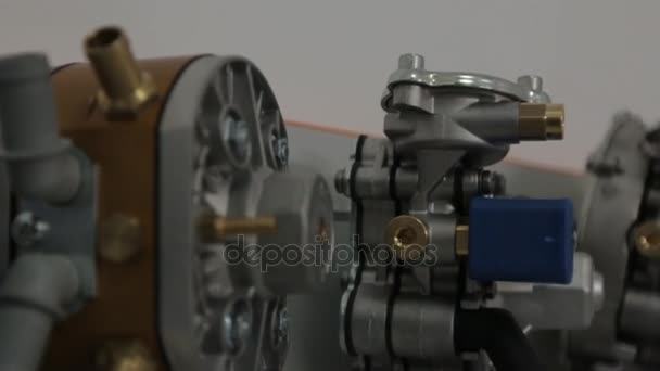 Peças sobressalentes do motor para reparação — Vídeo de Stock