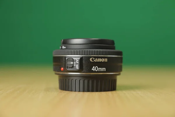 The Canon Lens 40mm — Stock Photo, Image