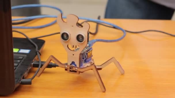 De Toy elektronische Robot — Stockvideo