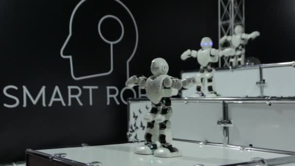 Ρομπότ χορού το — Αρχείο Βίντεο