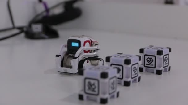 ローダーおもちゃロボット — ストック動画