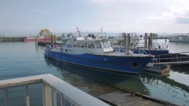 Limandaki Polis Teknesi