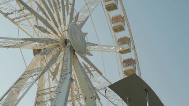 Parque de la ciudad de Ferris Wheel — Vídeo de stock