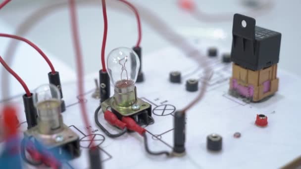 Elektrické zapojení obvodů — Stock video