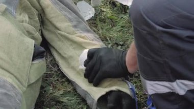 İlk Yardım Eli Yaralanması