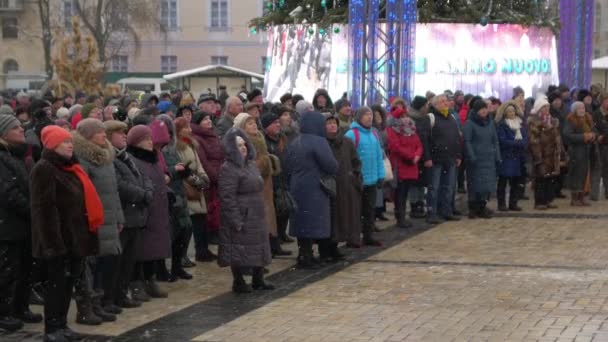 Λατρεία στην πλατεία — Αρχείο Βίντεο