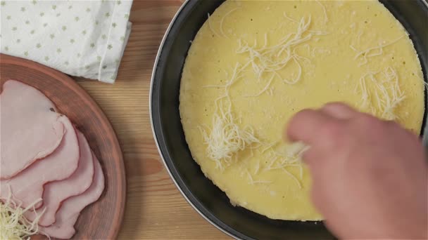 Cozinhe Cozinheiros Omelet — Vídeo de Stock