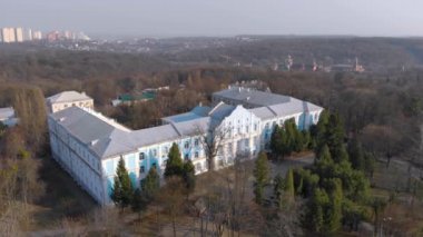 Eski malikane binası