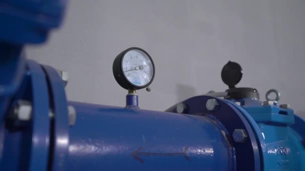 Water Pressure Device — Stock Footage Water Pressure Device Royalty Free Stock Footage