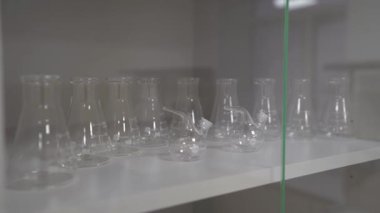 Şeffaf Laboratuar Tüpleri