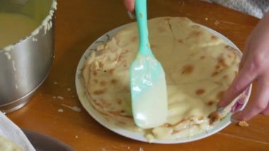 Kremalı Pasta Pişirme