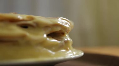 Pasta Kremasını Döndürür