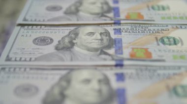 100 Dolarlık Banknotlar
