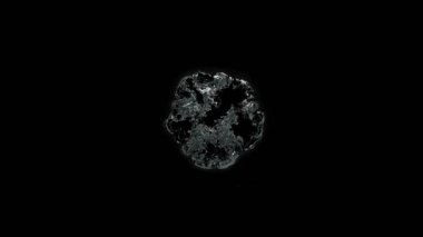 kristal berrak su siyah arkaplan üzerine sıçradı