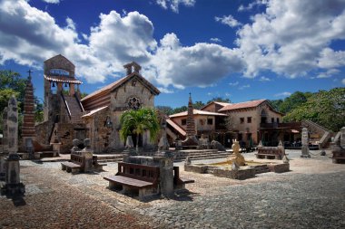 Altos de Chavon 'daki St. Stanislaus Kilisesi, Casa de Campo, Dominicana