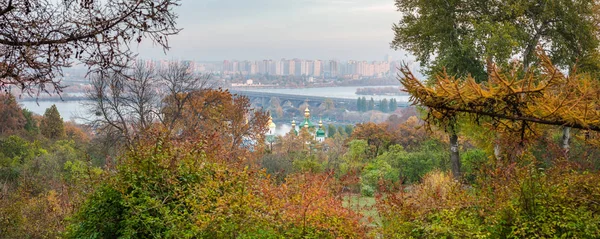 Kiev hösten panorama — Stockfoto
