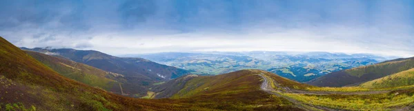 Panorama fra fjellene – stockfoto