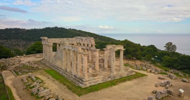 Luftaufnahme Des Antiken Tempels Von Afea Aphaia Auf Der Ägina — Stockvideo