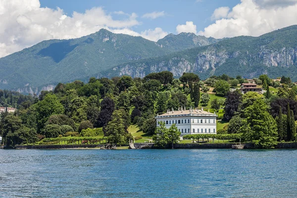 Villa no Lago de Como — Fotografia de Stock