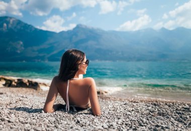 genç kadın rahatlatıcı