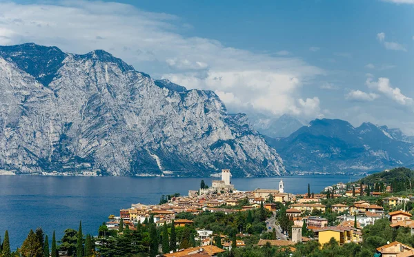 Malcesine σε λίμνη Γκάρντα — Φωτογραφία Αρχείου