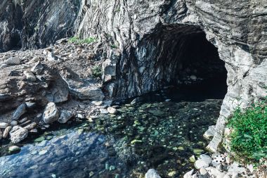 Yeraltı Nehri ve Mağarası 