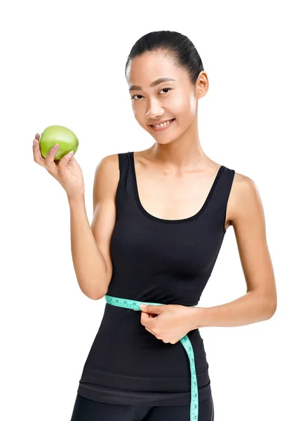 Sonriente Joven Atleta Asiático Sosteniendo Manzana Verde Cinta Centímetro Después —  Fotos de Stock