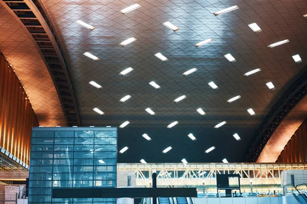 Fond intérieur abstrait de l'aéroport vide moderne — Photo