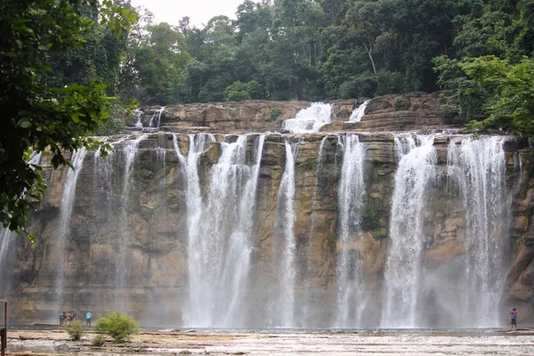 Tinuy-an Falls, Bislig, Surigao del Sur Filipinas — Fotografia de Stock