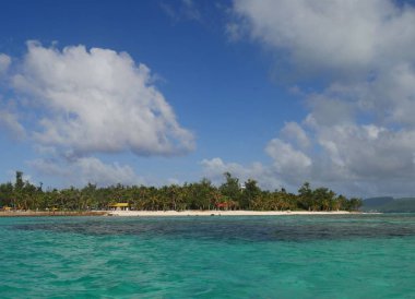 plaj, dalgalar, nazik, mercan, mercan, beyaz kum, yatıştırıcı, Managaha, ada, kaçış, saipan, su, deniz kıyısı, sahil, perde, yeşillik, tatil, dinlenme, ada hedef, mavi, bozulmamış, dalgalar, kayalık, rock oluşumu, tropikal, Kuzey maria