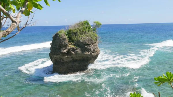 Letzte kleine insel, cape san agustin, davao orientalisch, philippinen — Stockfoto