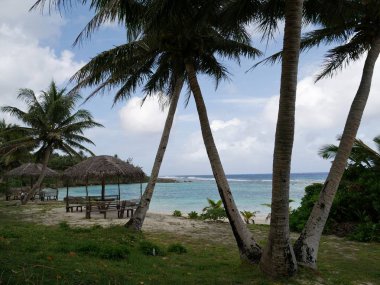 Songsong, Rota pastoral yol kenarındaki beach