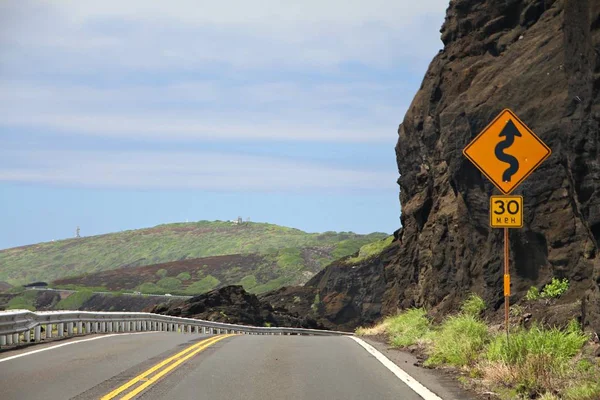 Automobilisten Krijgen Een Adembenemend Uitzicht Schilderachtige Zigzaggende Wegen Van Oahu — Stockfoto