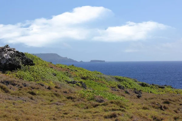 Kustlijn Van Naftan Point Met Het Verboden Eiland Verte Saipan — Stockfoto