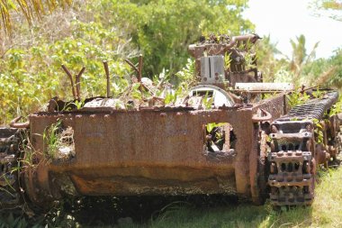 Rota, Kuzey Mariana Adaları çalılıklarında bir Dünya Savaşı 11 tanker kalıntıları yakın