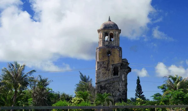 Eski kilise çan kulesi, San Jose Katolik Kilisesi, Tinian. Kilise kulesi, 11. Kuzey Mariana Adaları
