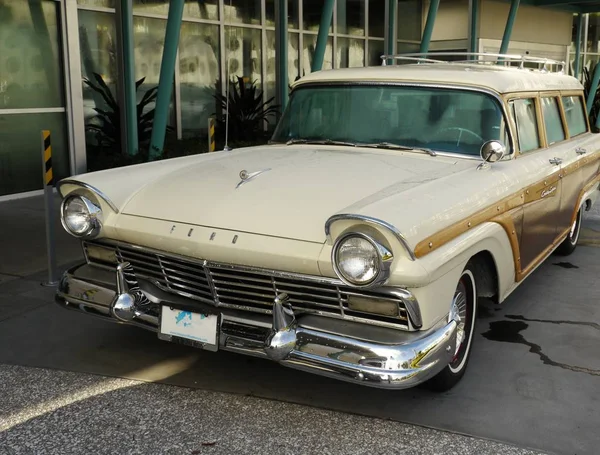 Orlando Florida September 2015 Front View 1957 Ford Country Squire — Stock Photo, Image