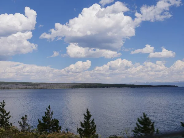 Yellowstone Lake Met Prachtige Wolken Yellowstone National Park Wyoming Usa — Stockfoto